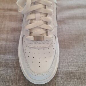 Nike Air Force 1 Triple WHite Brand New in box